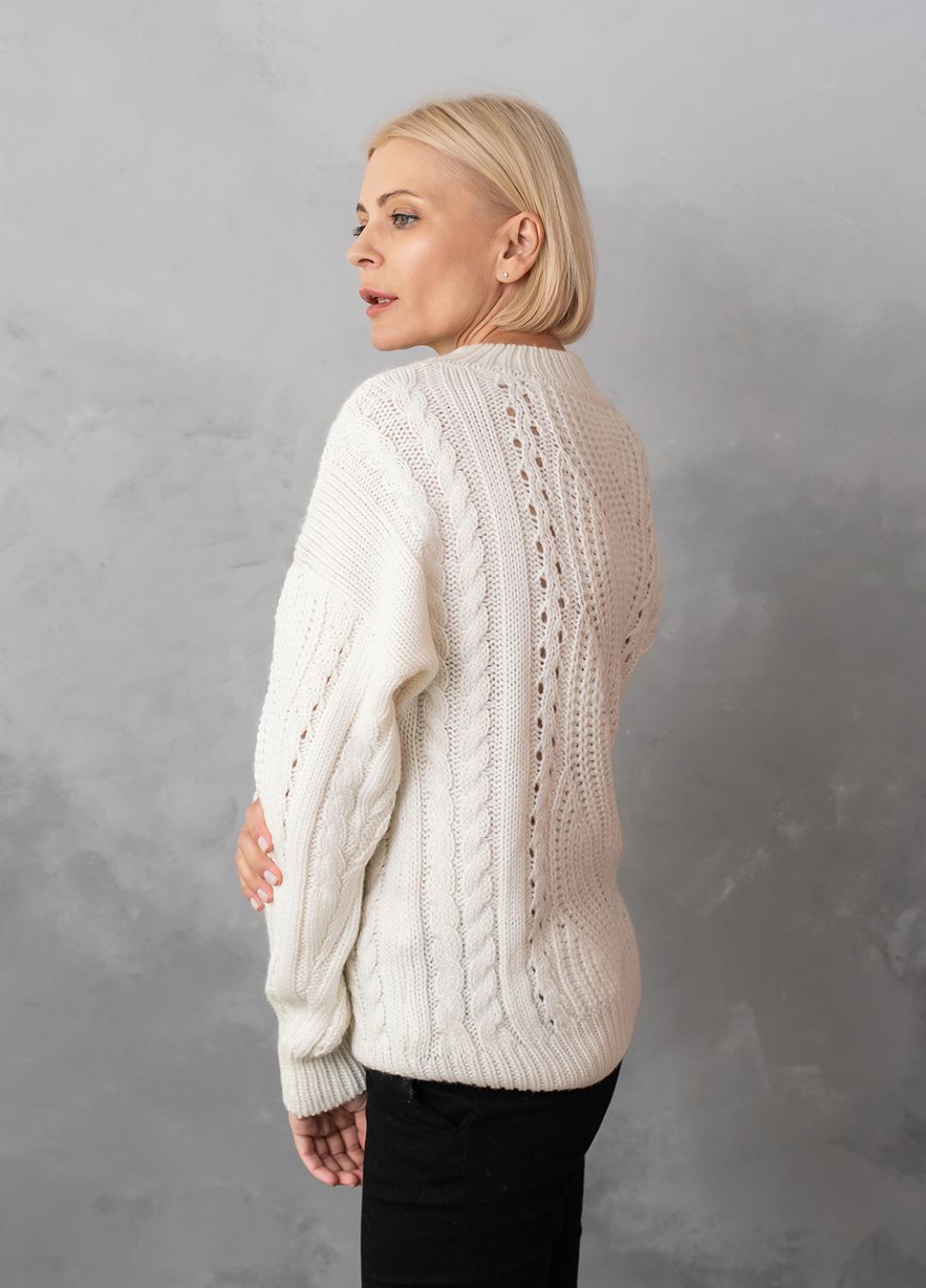 Светр з аранами 0079