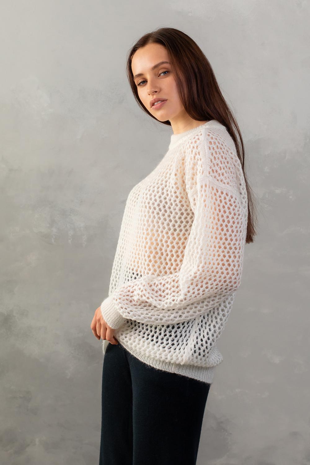 Ажурний джемпер з мохеру 0124