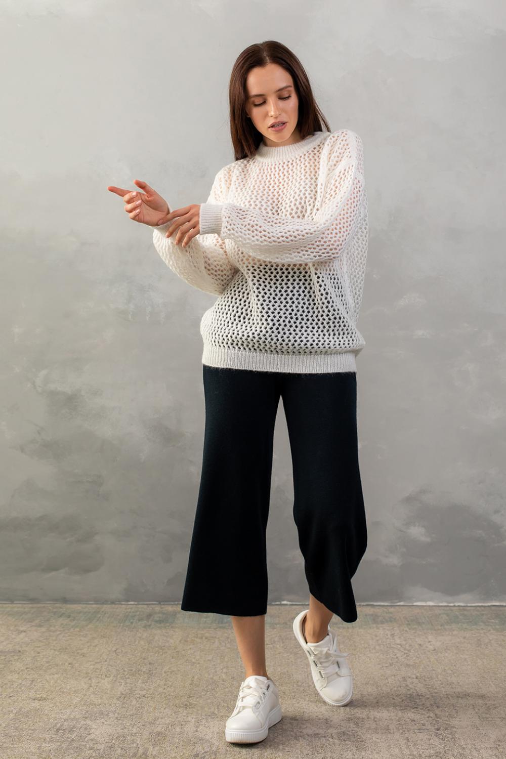 Ажурний джемпер з мохеру 0124