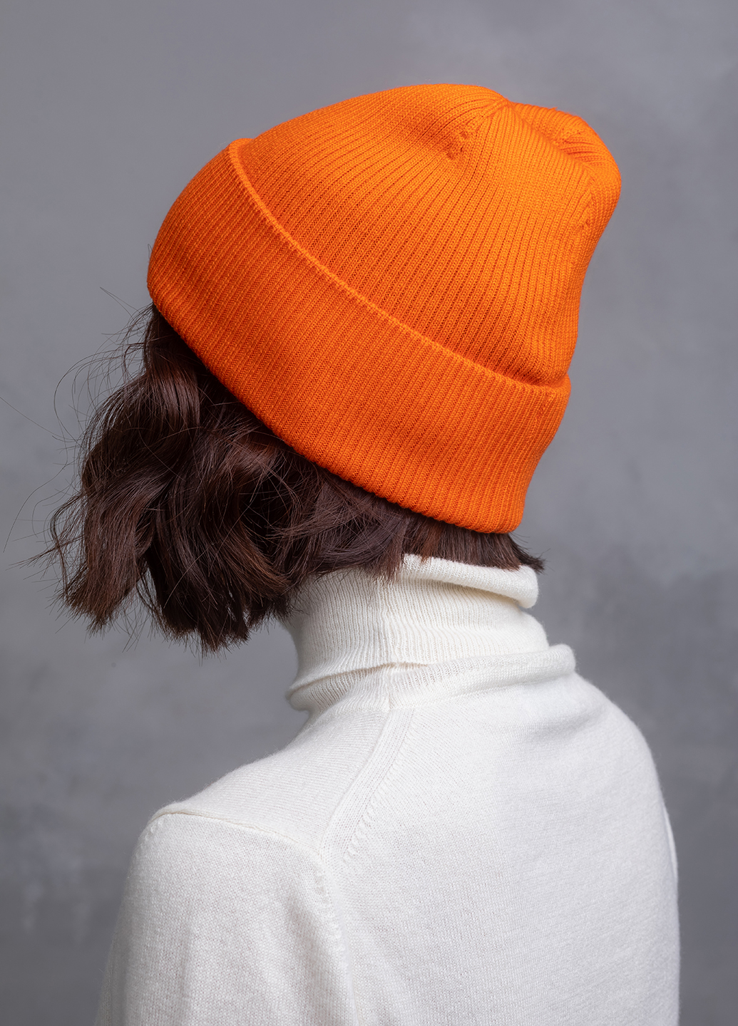 Шапка-біні з екстра мякої мериносової вовни 0050