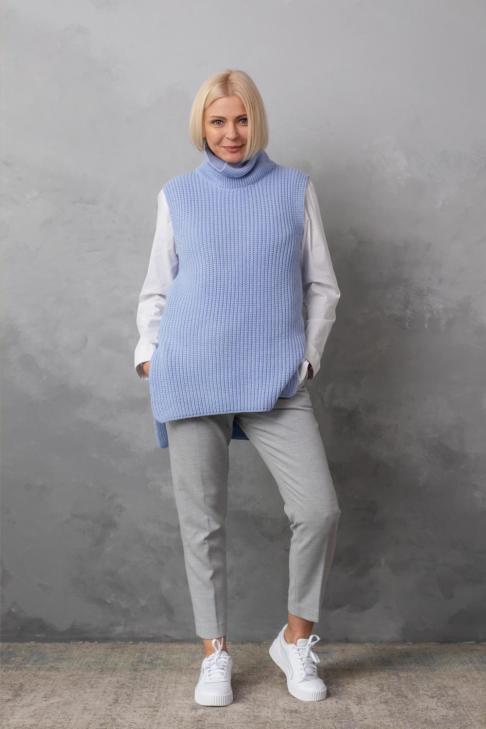 Жилет з високою горловиною 0109