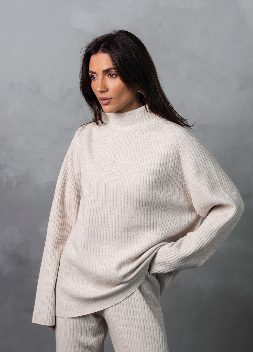 Светр жіночий 1200