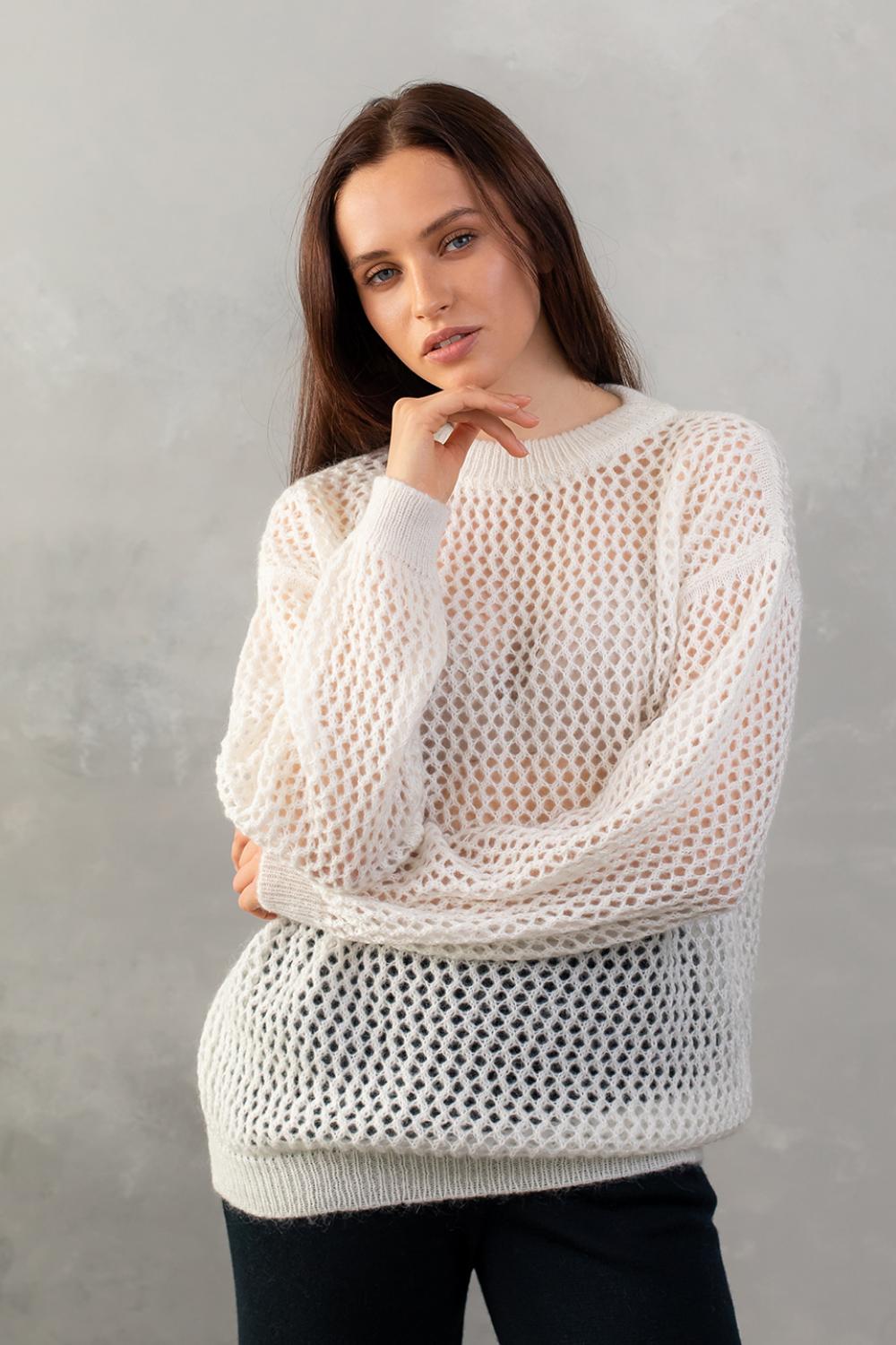 Ажурний джемпер з мохеру 0124